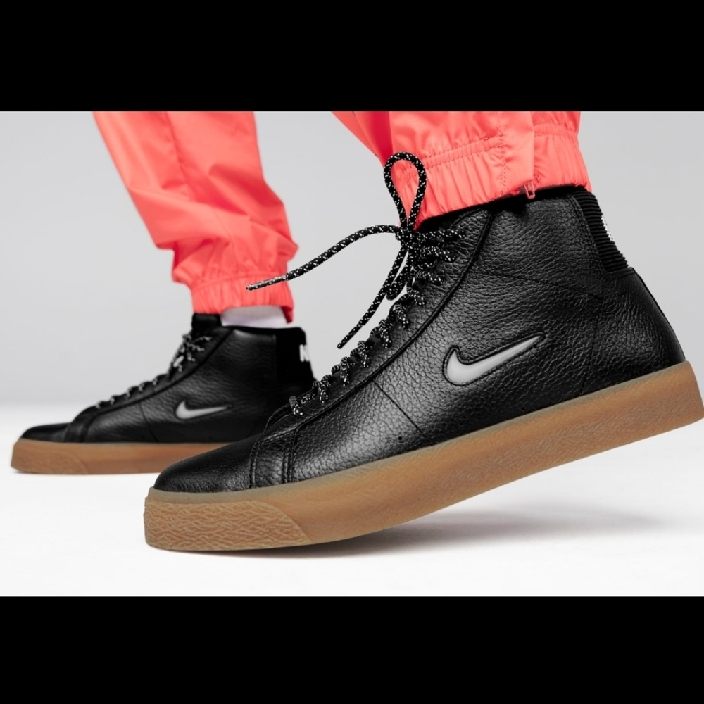 Nike SB Zoom Blazer Mid PRM Black Sneakers